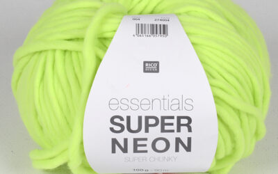 Essentials super neon Rico